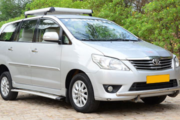 Innova Taxi Hire in Amritsar